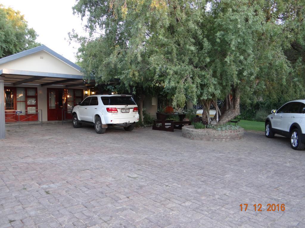 La Paix Guesthouse Beaufort West Eksteriør billede