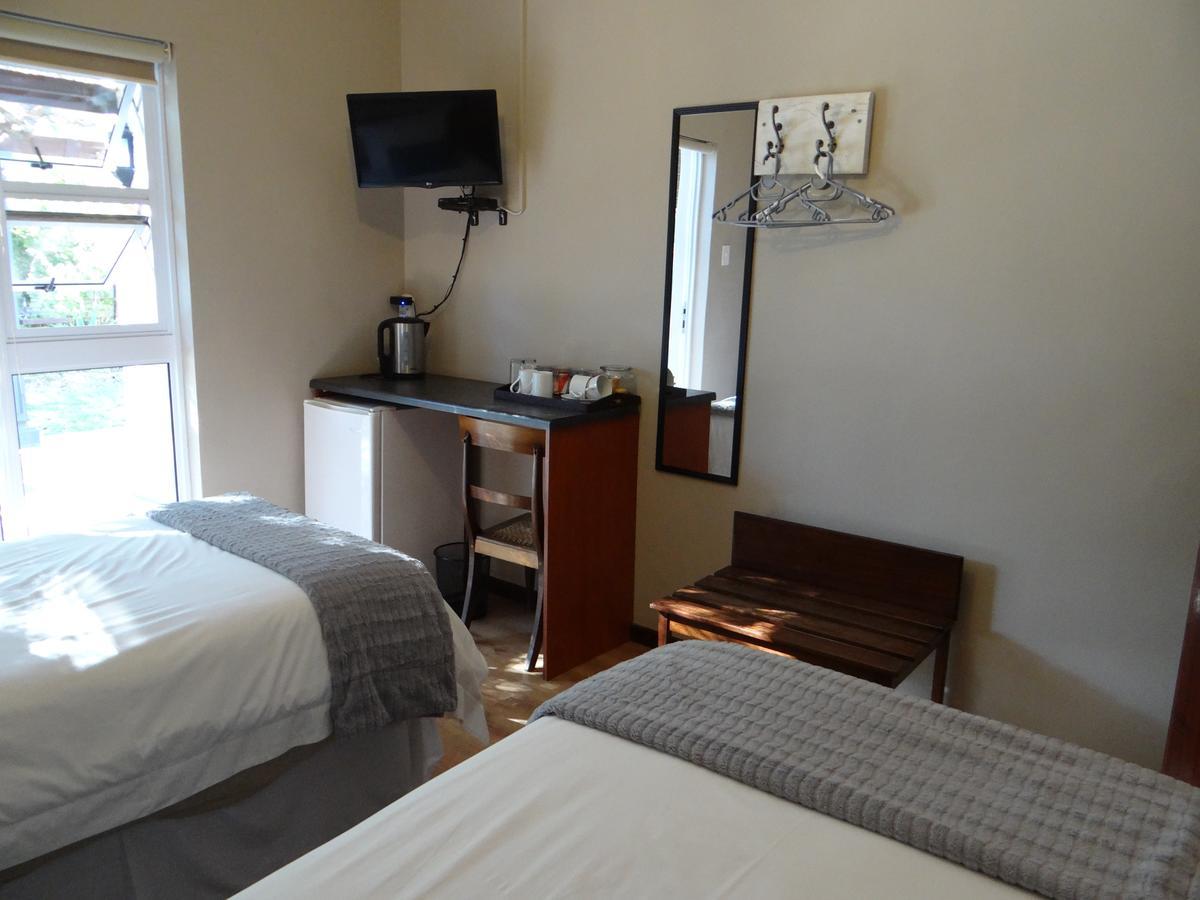 La Paix Guesthouse Beaufort West Eksteriør billede