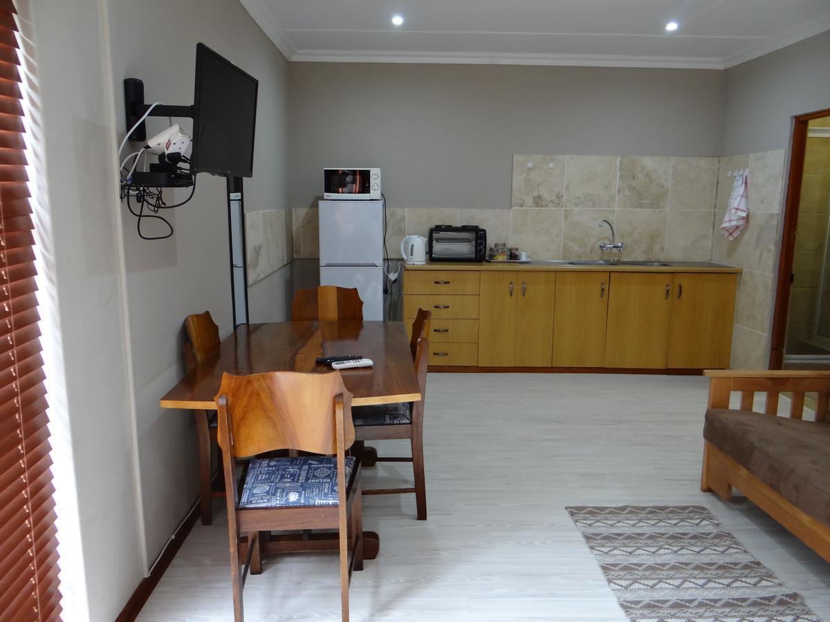La Paix Guesthouse Beaufort West Eksteriør billede