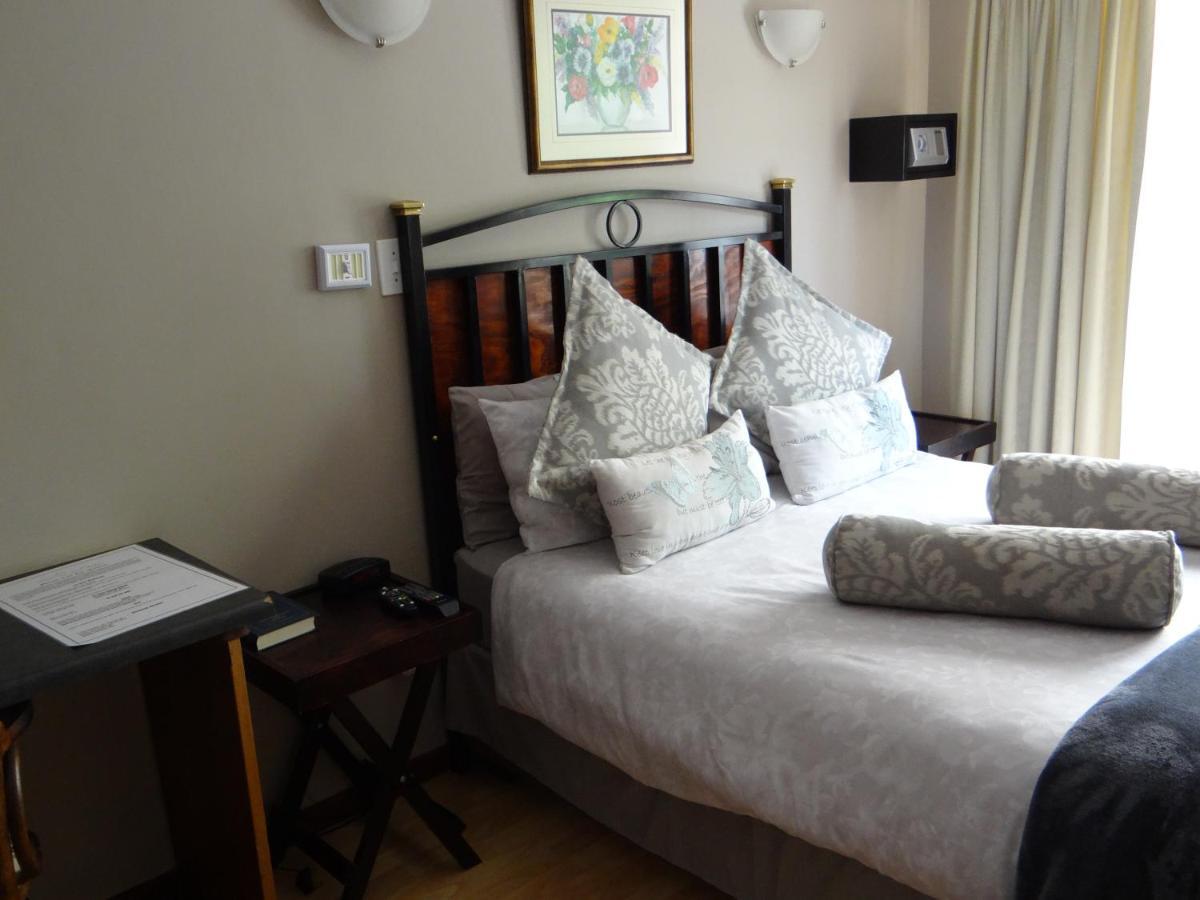 La Paix Guesthouse Beaufort West Eksteriør billede