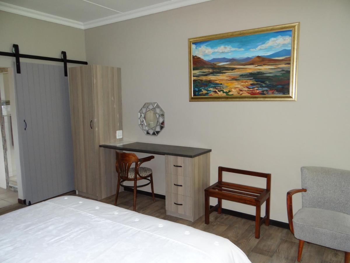 La Paix Guesthouse Beaufort West Eksteriør billede